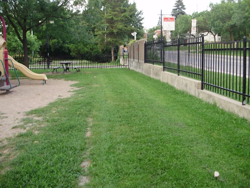 Sault-au-Récollet Park dog park dog park
