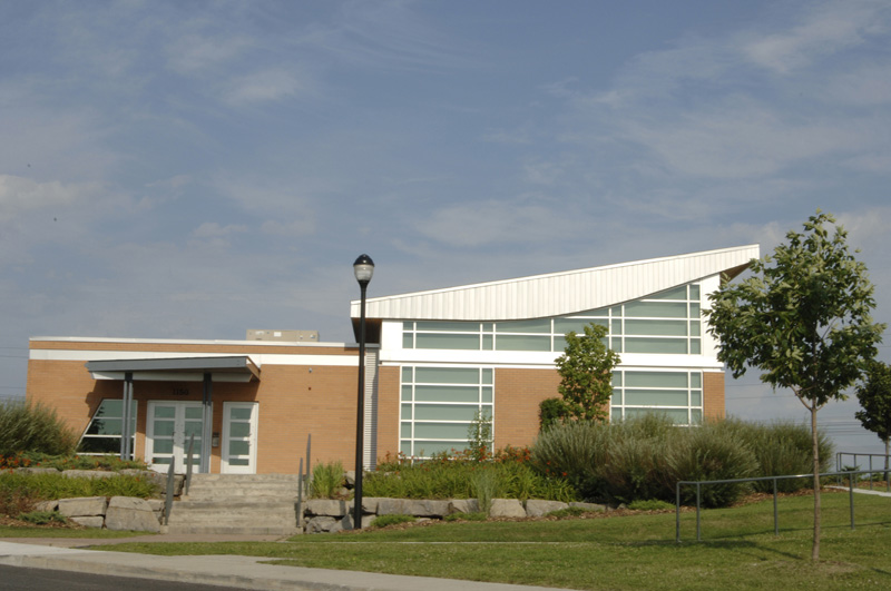 Chalet Du Parc Marie-Victorin dog park