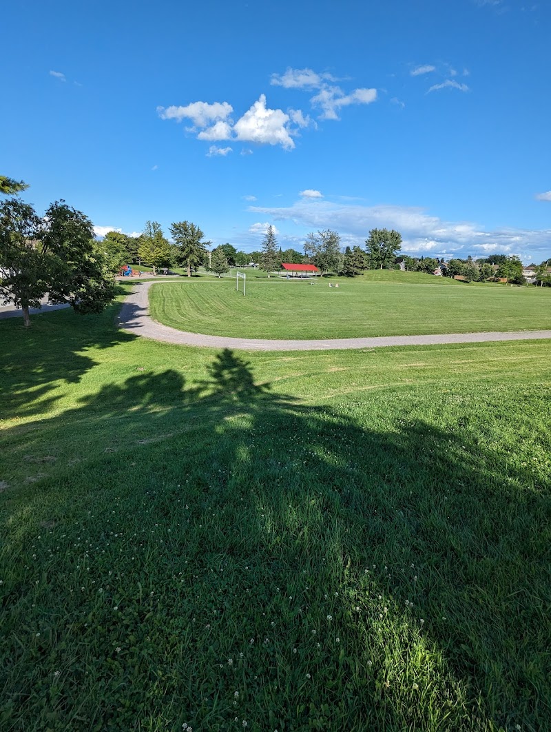 Queenswood Ridge Park dog park
