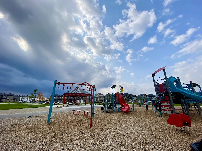 Don Boudria Park — mud-free dog park in Ottawa