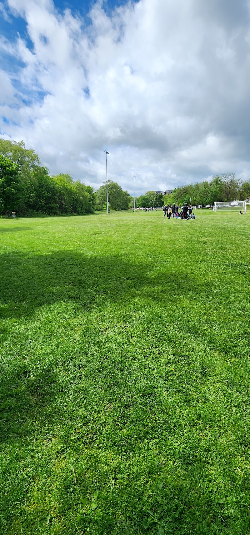 Leash-Free Halton Hills dog park