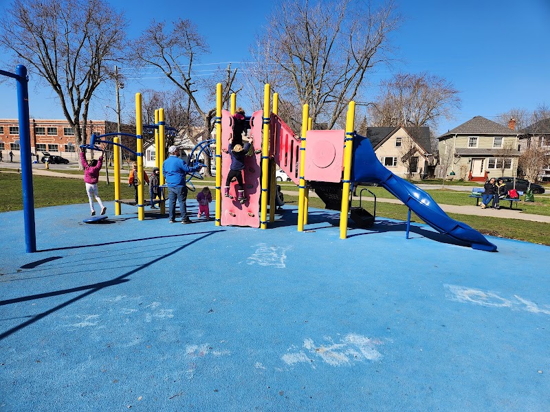 Catherine Street Park dog park