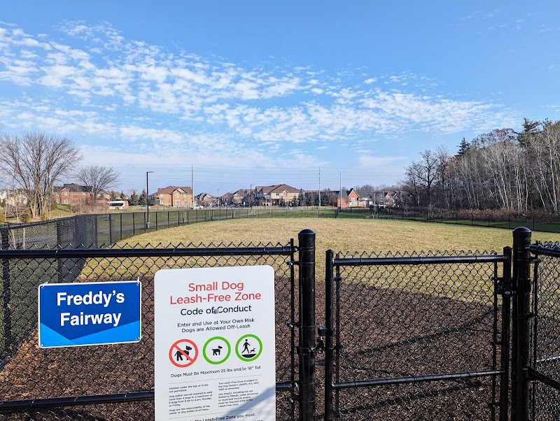 Churchill Meadows Leash-Free Dog Park — small dog area in Mississauga
