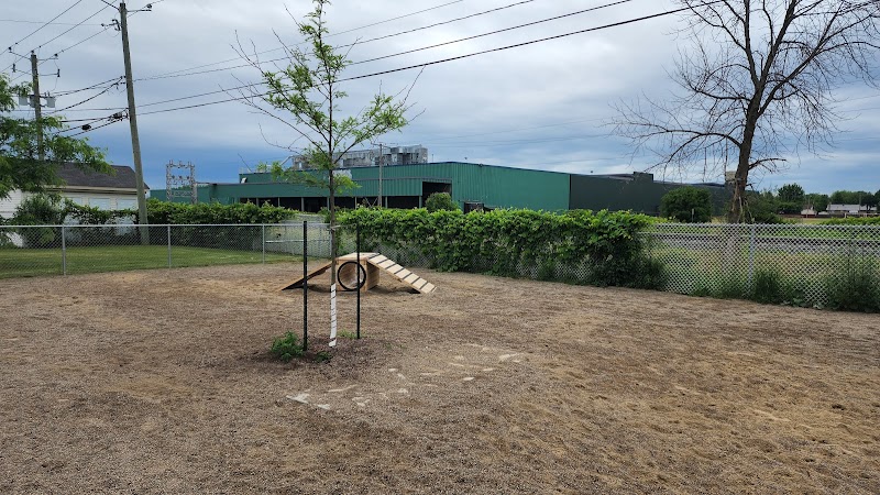Parc Canin Lorne-Worsley dog park